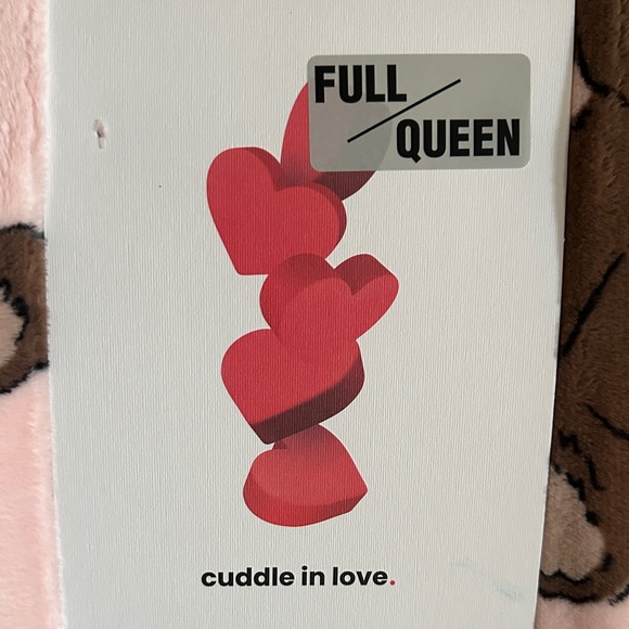 Cuddle in Love Valentine Teddy Bear 🧸 Blanket Queen Heart ♥️ NEW! - Picture 5 of 10